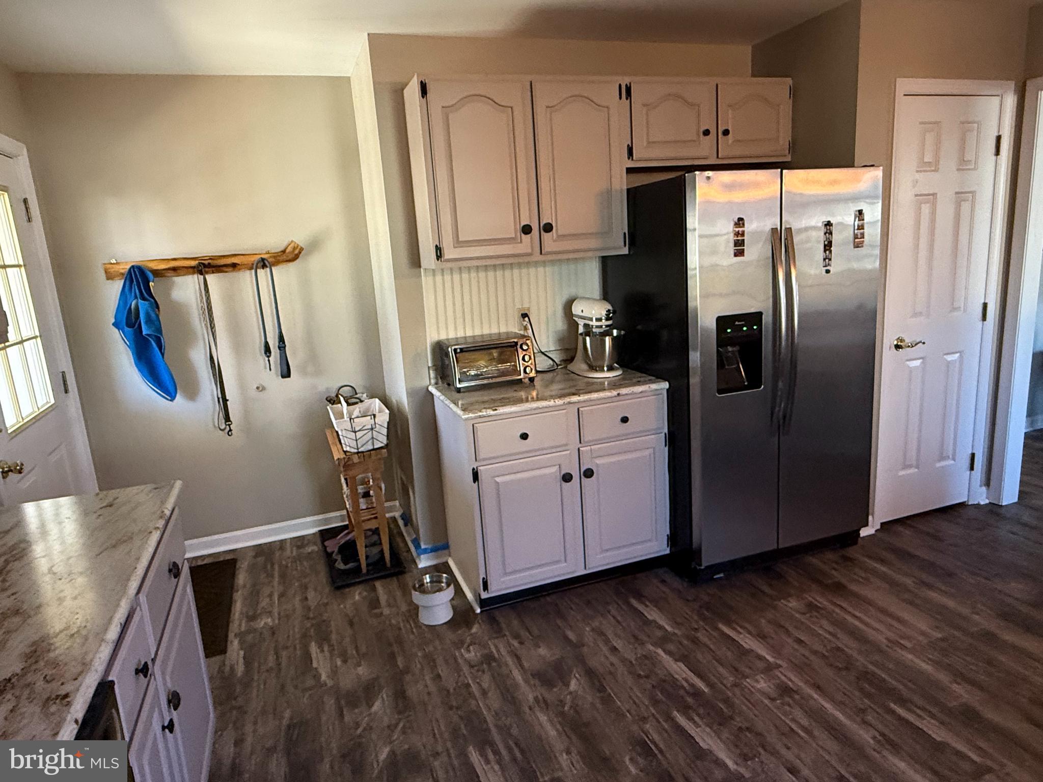 195 East Yellowbreeches Road Carlisle, PA 17015 - Photo 13 of 32