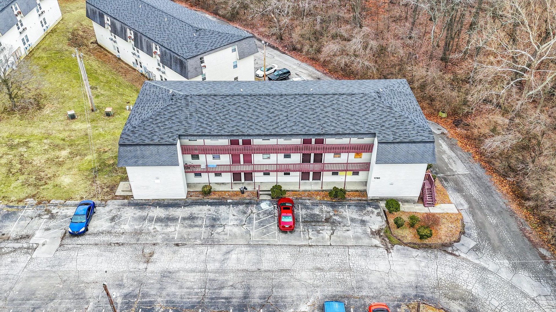 1740-1760 South Fairview Avenue Decatur, IL 62521 - Photo 4 of 26 a view of front of house