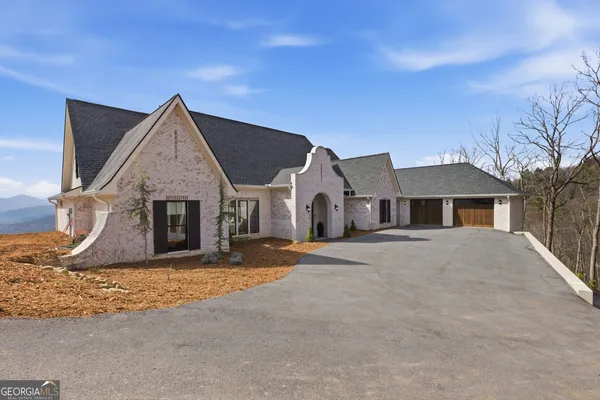 $2,300,000 | 58 Buttons Lane, Dillard, GA 30537