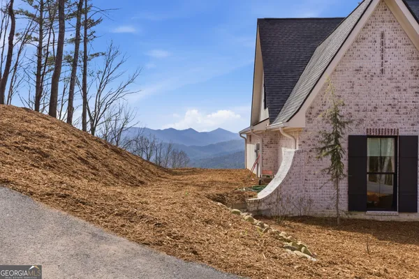 $2,300,000 | 58 Buttons Lane, Dillard, GA 30537