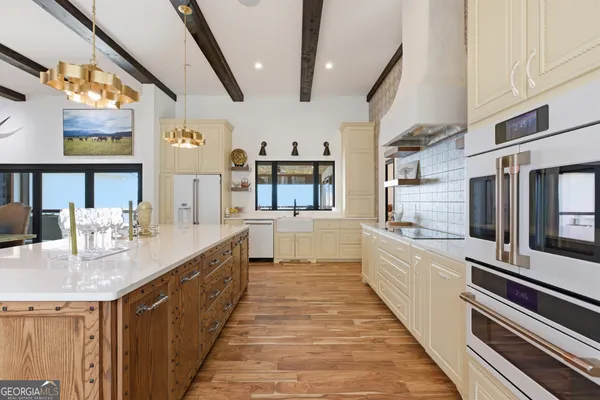 $2,300,000 | 58 Buttons Lane, Dillard, GA 30537