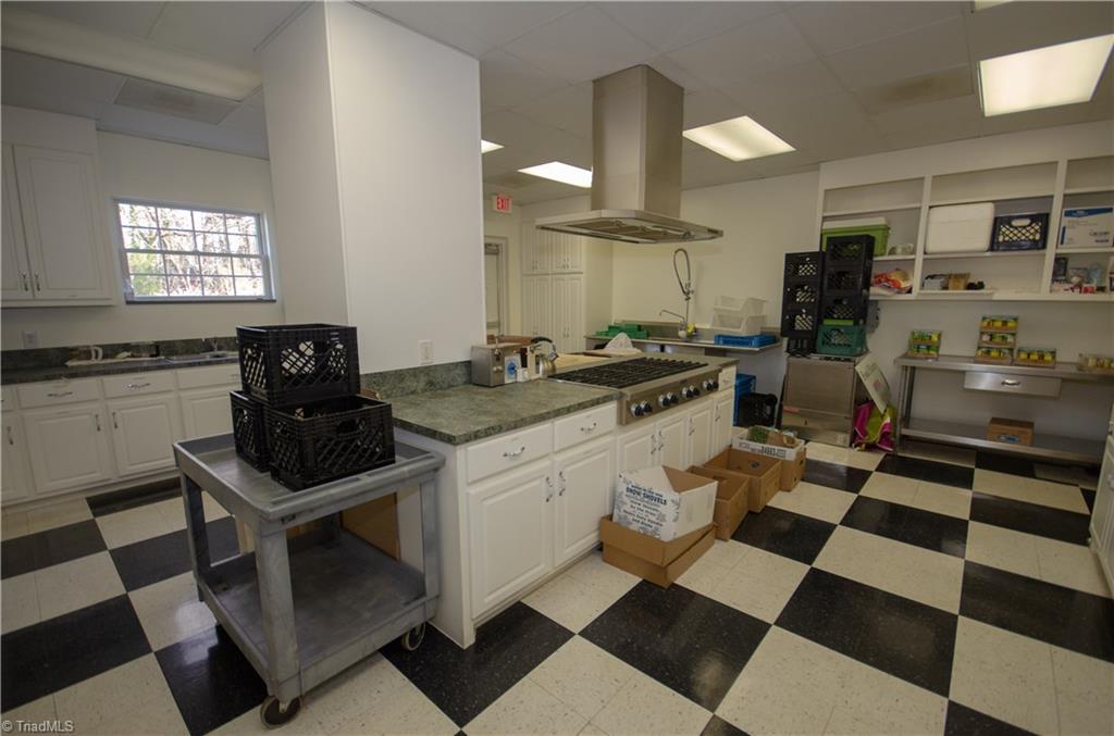 3151 Reynolda Road Winston-Salem, NC 27106 - Photo 14 of 30 Gallery Image 14
