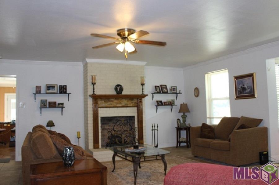 7759 Elliot Road Baton Rouge, LA 70817 - Photo 4 of 19