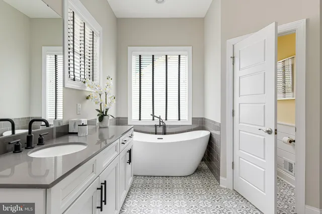 $1,249,900 | 30679 Keepers Walk, Selbyville, DE 19975