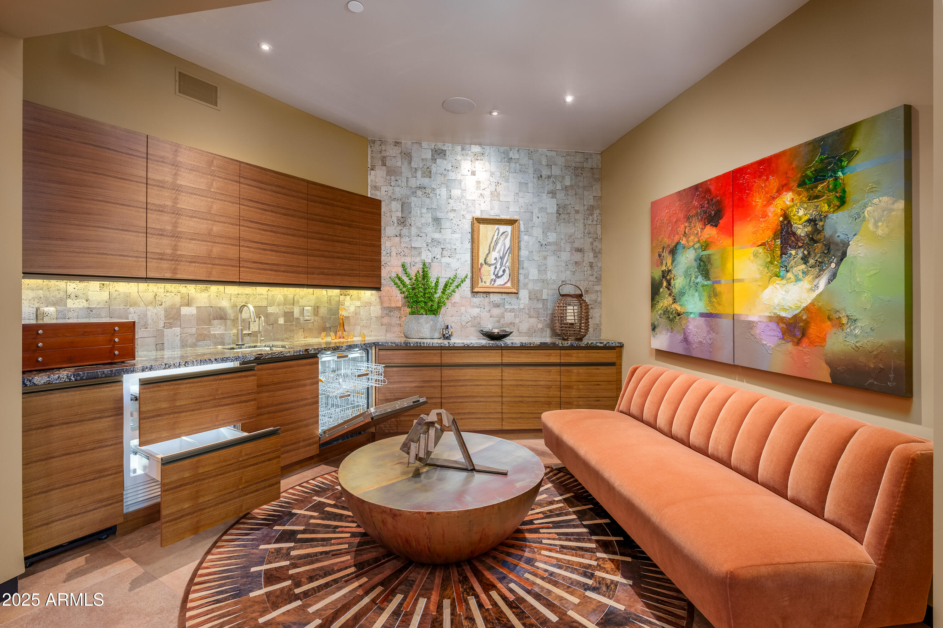 120 Paisano Road Sedona, AZ 86336 - Photo 32 of 63 a living room with furniture