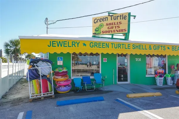 $2,000 | 5911 39th Avenue West, Bradenton, FL 34209