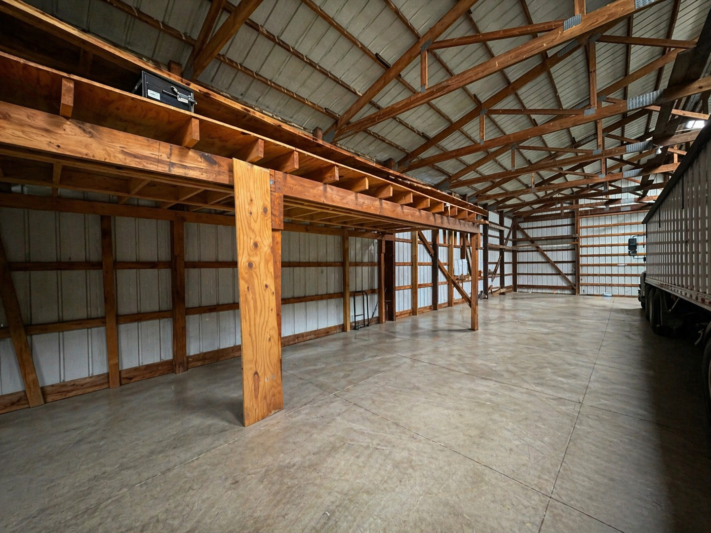 0 North 1900th Street Mount Carmel, IL 62863 - Photo 31 of 50 a view of an empty room with wooden floor