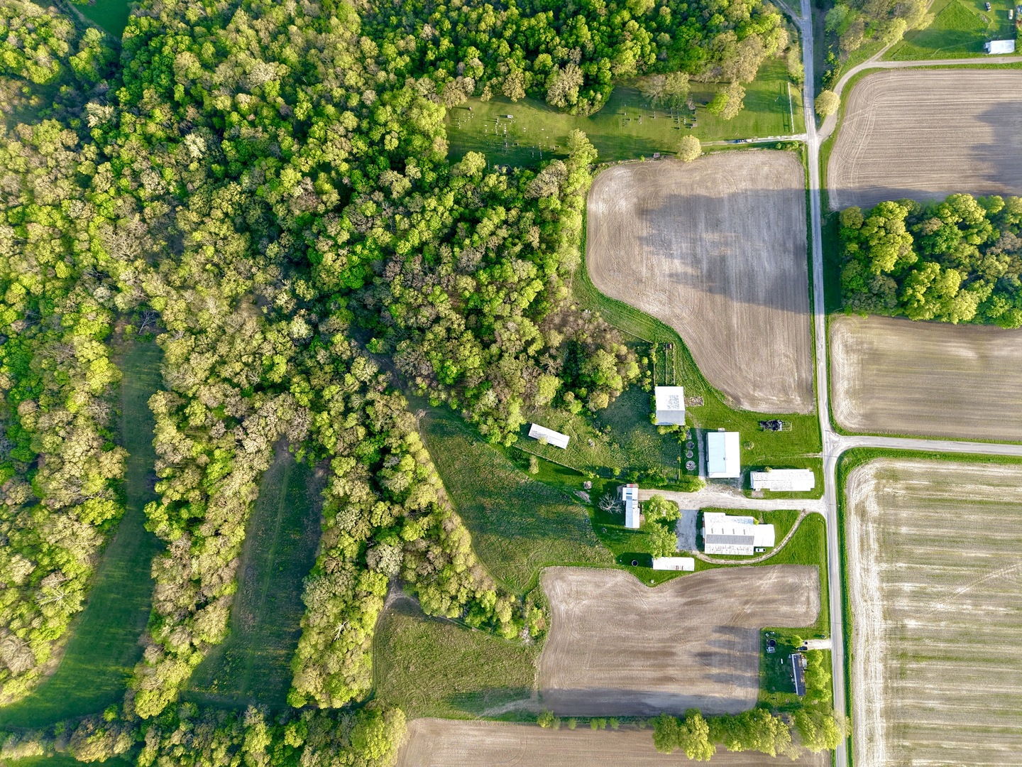 0 North 1900th Street Mount Carmel, IL 62863 - Photo 49 of 50 a bird view of a garden