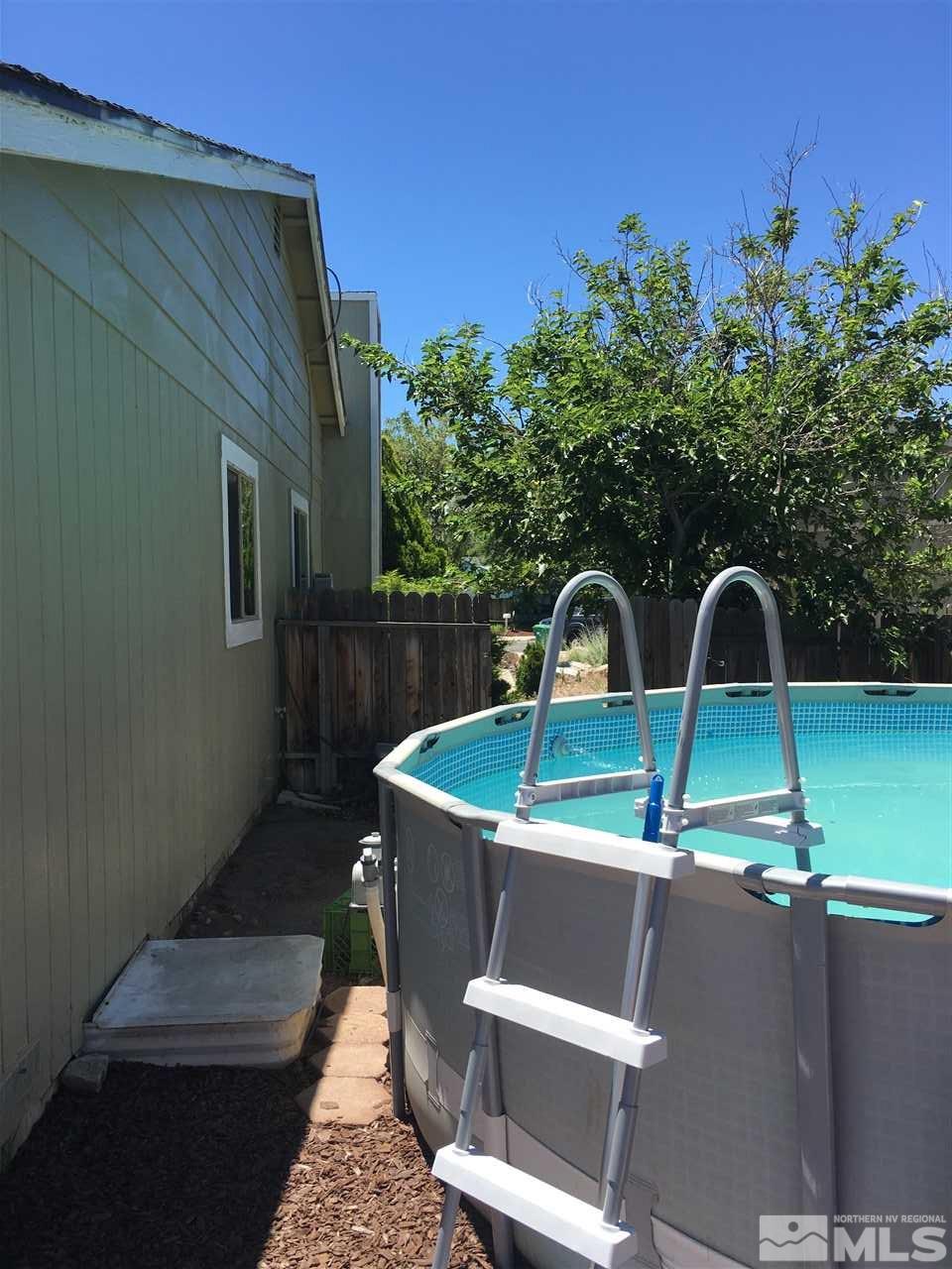 10003 Albite Street Reno, NV 89506 - Photo 5 of 25 a view of outdoor space and yard