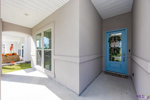 $380,000 | 58870 April Lane, Plaquemine, LA 70764