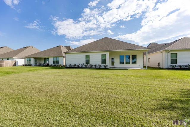 $380,000 | 58870 April Lane, Plaquemine, LA 70764