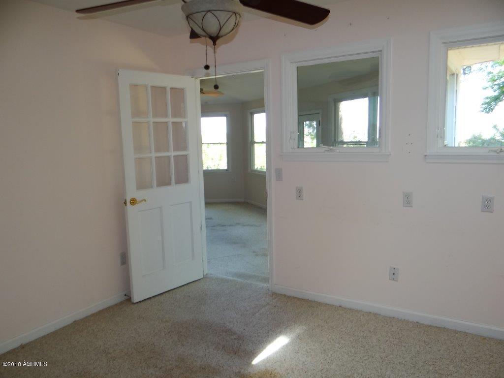 7609 Patterson Road Beaufort, SC 29906 - Photo 24 of 34 BEDROOM 3