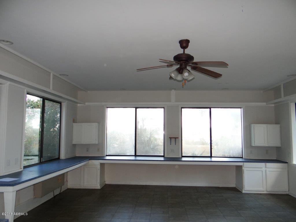 7609 Patterson Road Beaufort, SC 29906 - Photo 29 of 34 GARAGE APT