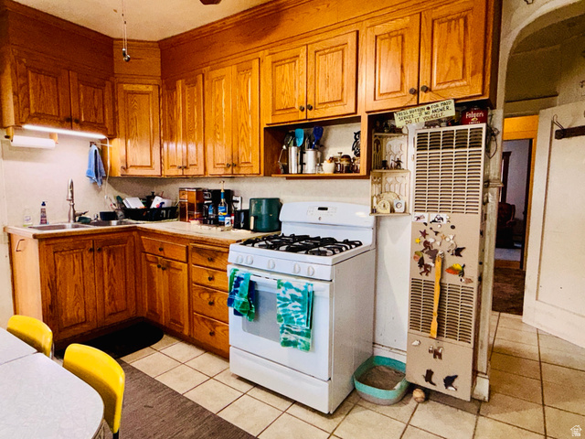 393 West Center Street Springville, UT 84663 - Photo 7 of 17