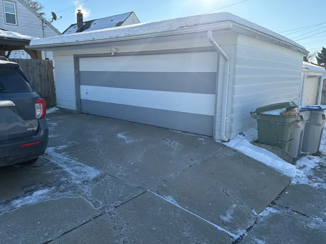 $319,000 | 1707 West Wilbur Avenue, Milwaukee, WI 53221