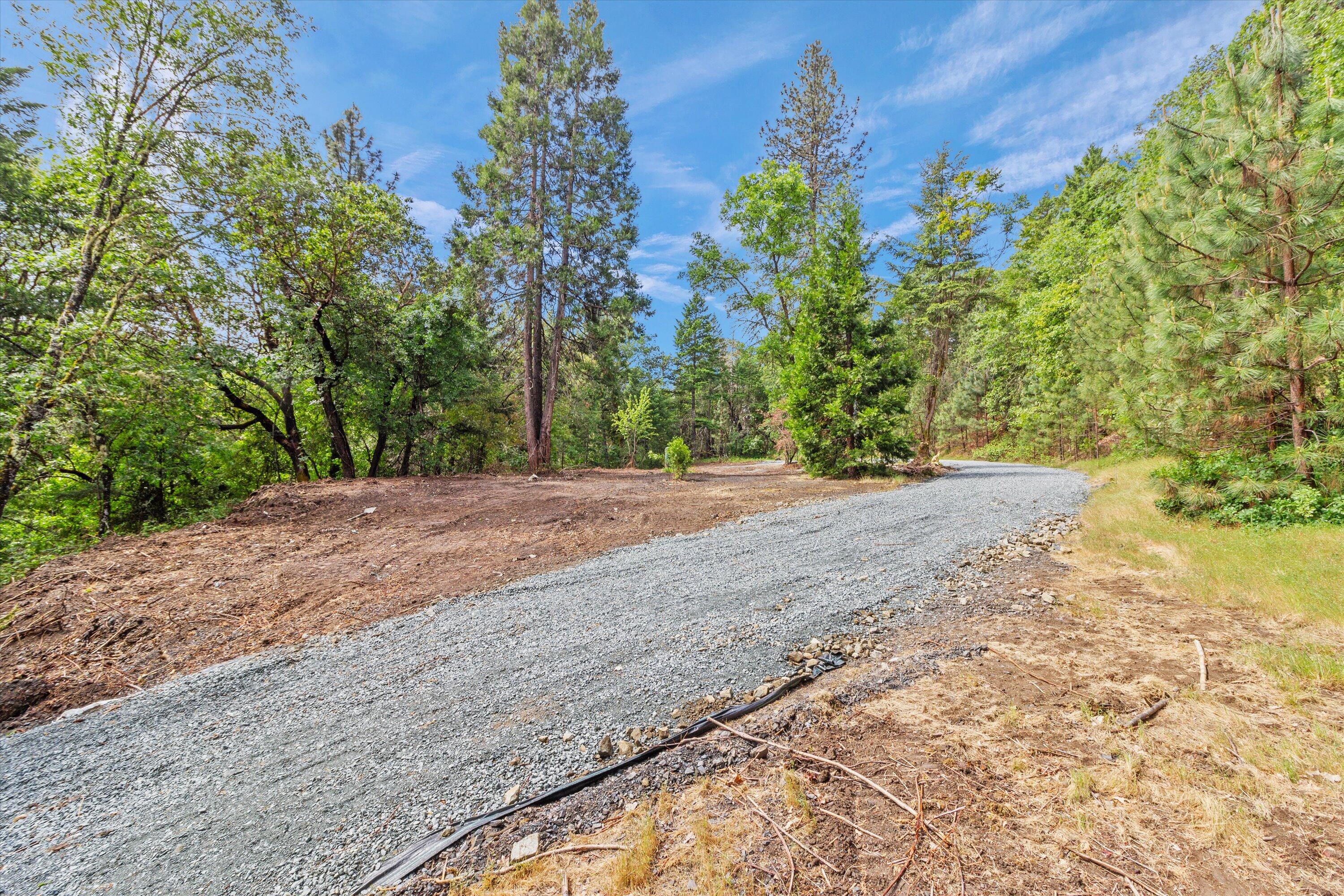 2670 Robertson Bridge Road Grants Pass, OR 97526 - Photo 19 of 24 10-2670 Robertson Bridge Rd-10