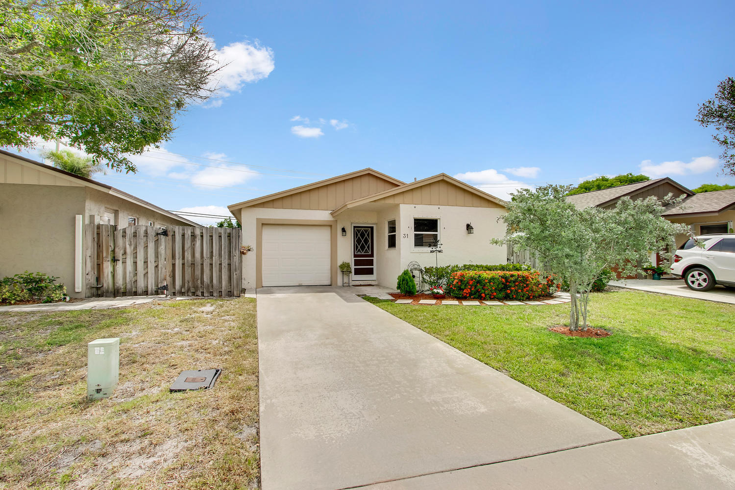 141 East Riverside Drive, Unit 31 Jupiter, FL 33469 - Photo 1 of 19 141 E Riverside Dr Jupiter FL-large-001-