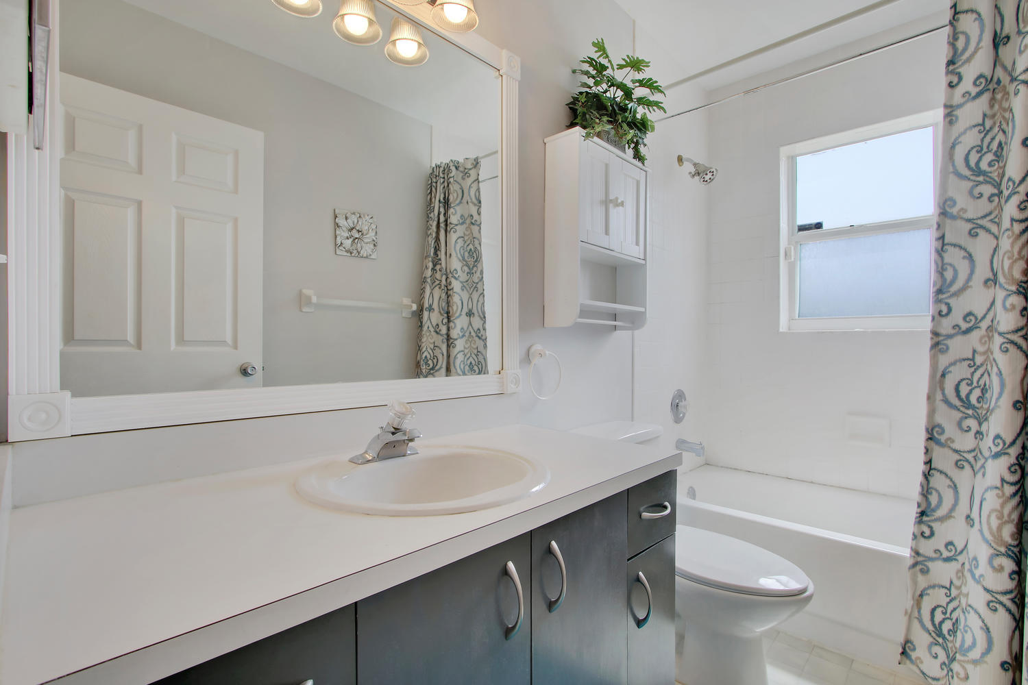 141 East Riverside Drive, Unit 31 Jupiter, FL 33469 - Photo 12 of 19 141 E Riverside Dr Jupiter FL-large-012-