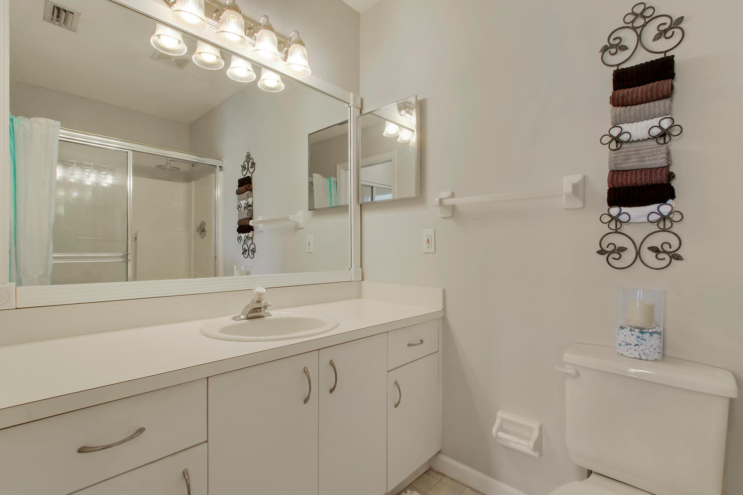 141 East Riverside Drive, Unit 31 Jupiter, FL 33469 - Photo 15 of 19 141 E Riverside Dr Jupiter FL-large-015-