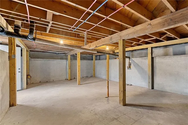 $199,900 | West Street, Harrisonville, MO 64701