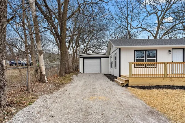 $199,900 | West Street, Harrisonville, MO 64701