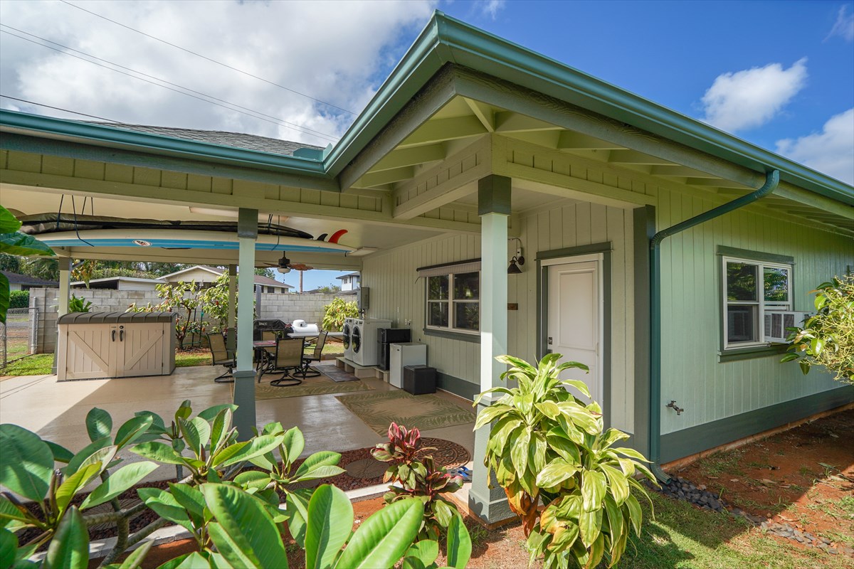 5273 Kawaihau Road, Unit 1 Kapaa, HI 96746 - Photo 1 of 16 a view of a porch with patio