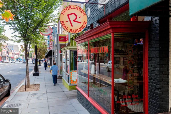 $355,000 | 3900 Tunlaw Road Northwest, Unit 103, Washington, DC 20007