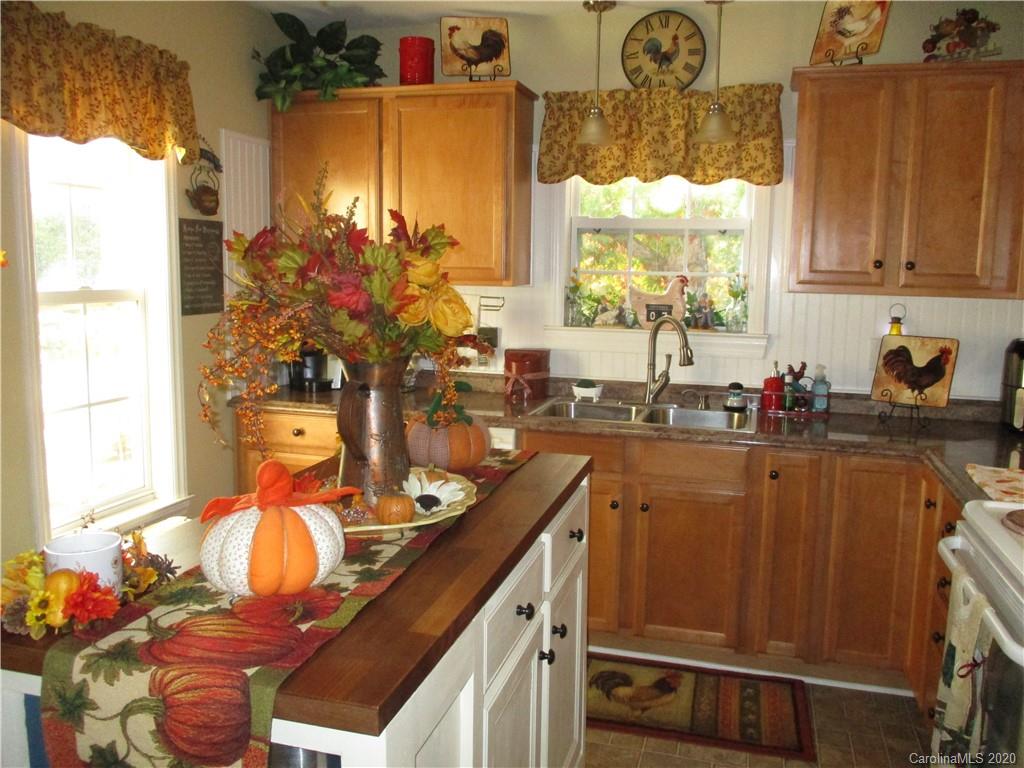 3003 Setters Lane Lancaster, SC 29720 - Photo 8 of 31 Gallery Image 8