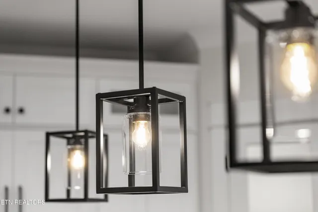 $724,900 | 100 Tigitsi Lane, Loudon, TN 37774