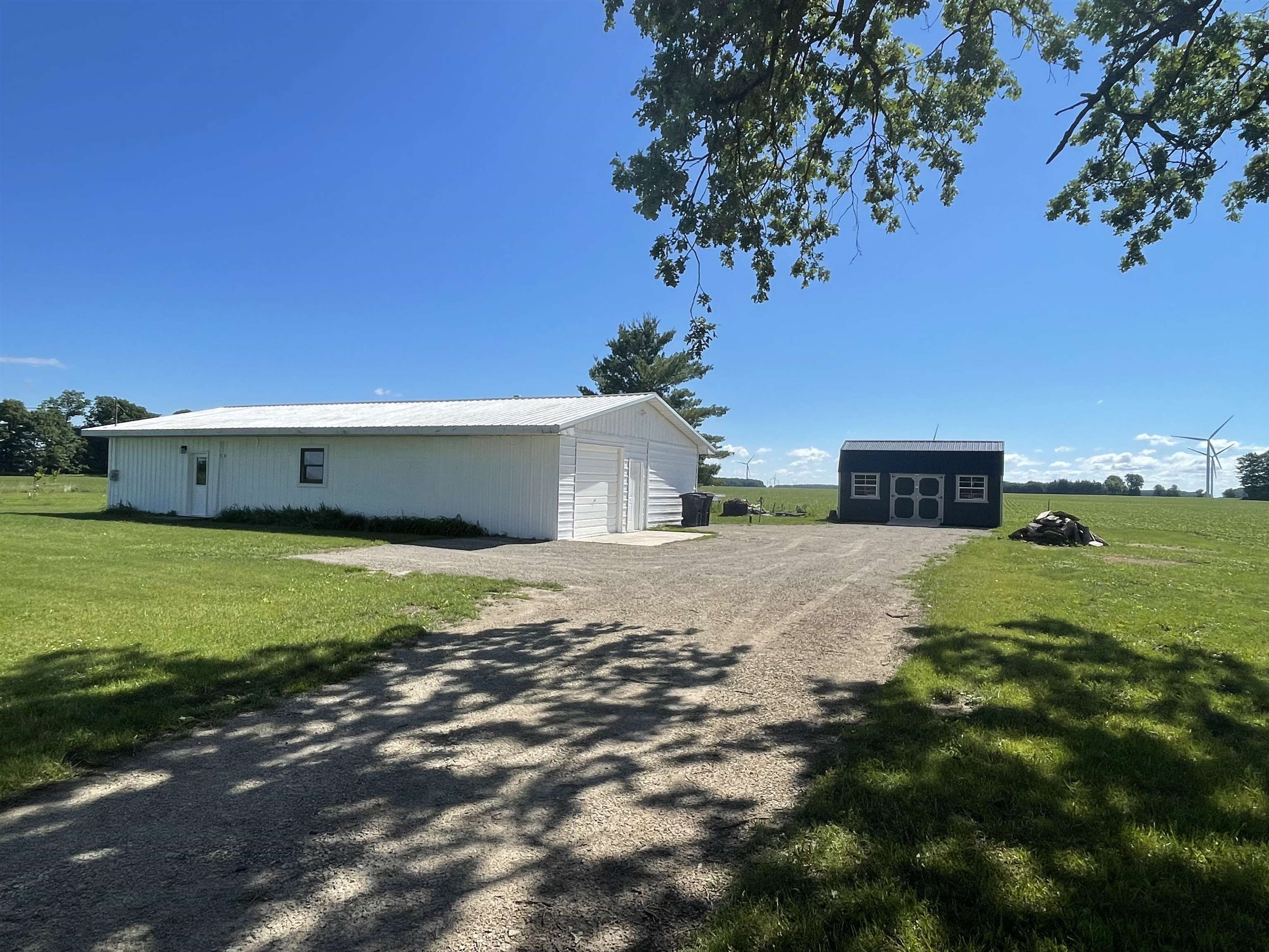 3900 Cramer Road Akron, MI 48701 - Photo 1 of 21