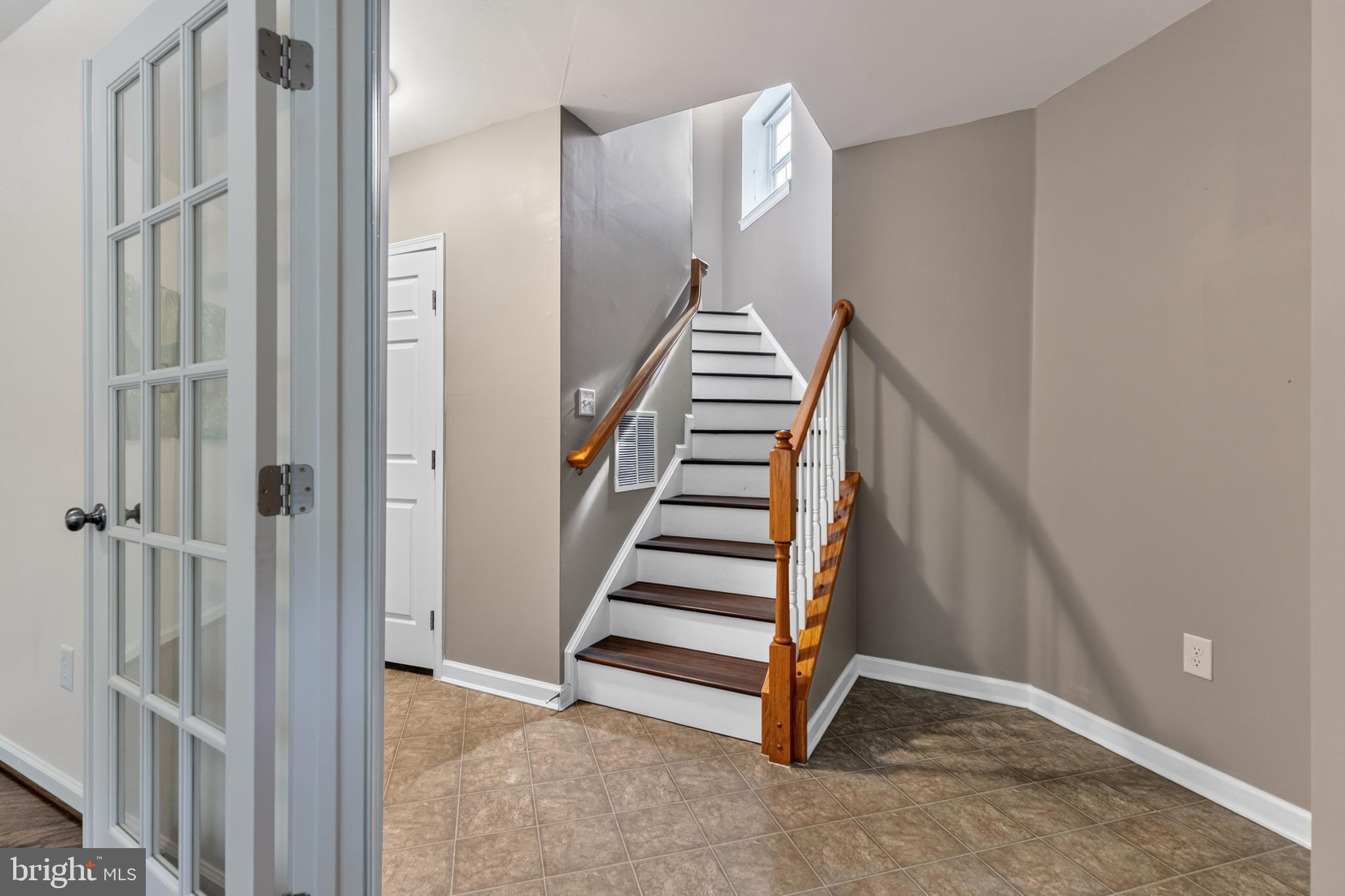 1765 Compton Court Hanover, MD 21076 - Photo 3 of 34