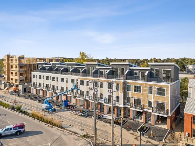 $725,000 | 26 Upper Falls Road, Unit 108, Biddeford, ME 04005