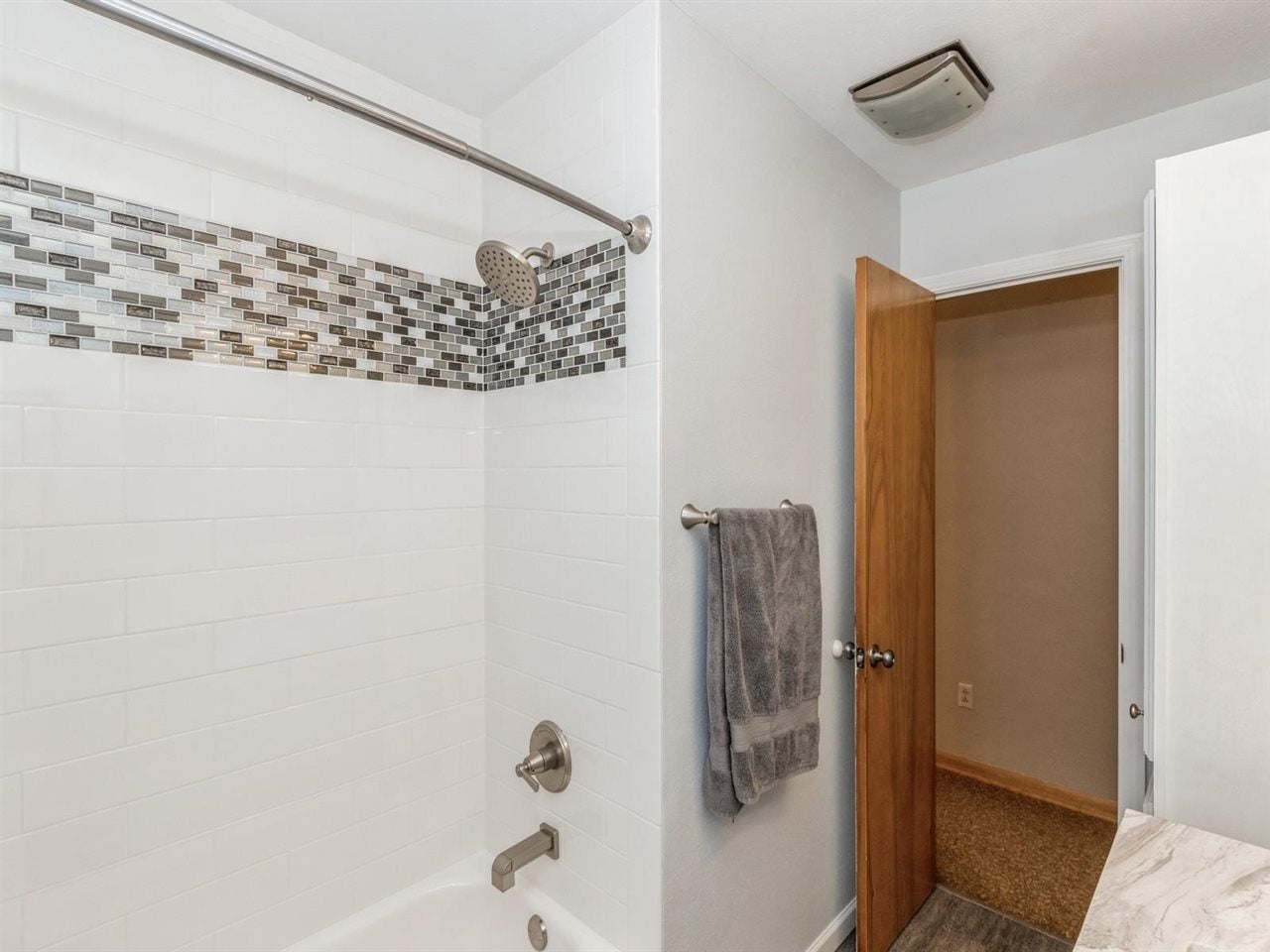 302 Sycamore Street Riverside, IA 52327 - Photo 13 of 28 Gallery Image 13
