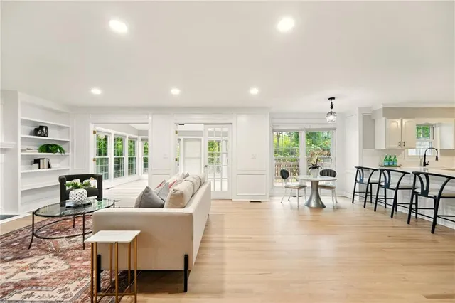 $559,000 | 1911 Woodmont Court Northeast, Marietta, GA 30062