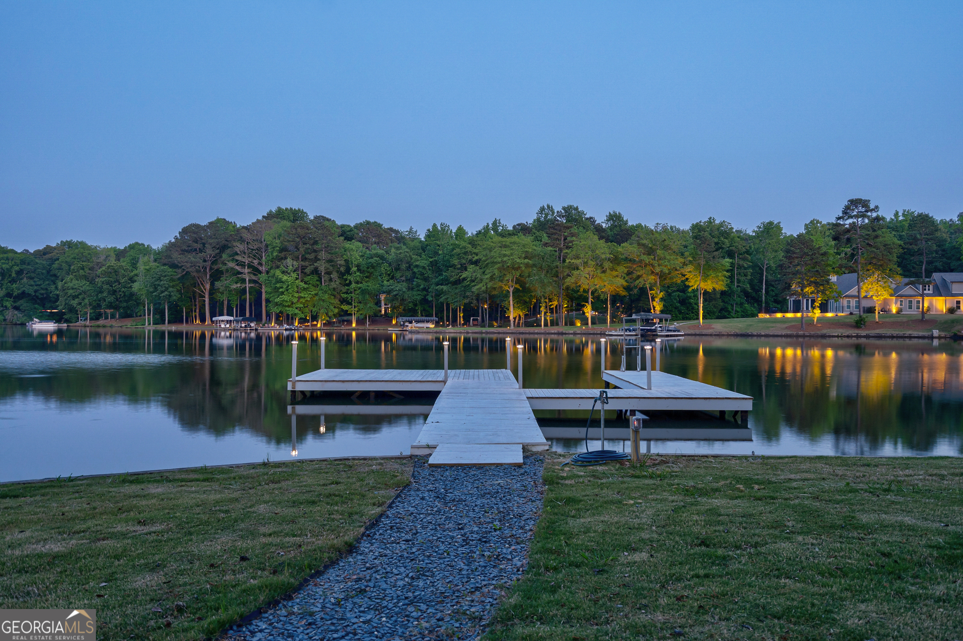 254 Loch Way Eatonton, GA 31024 - Photo 3 of 96