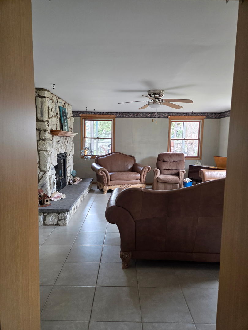 341 Hale Avenue Romeoville, IL 60446 - Photo 24 of 32