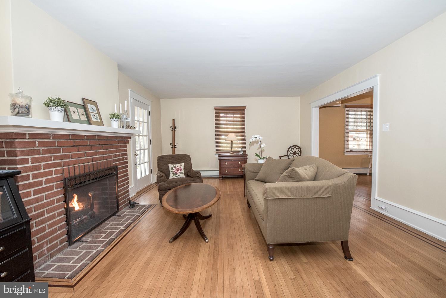 102 East Waverly Road Wyncote, PA 19095 - Photo 6 of 41 Gallery Image 6