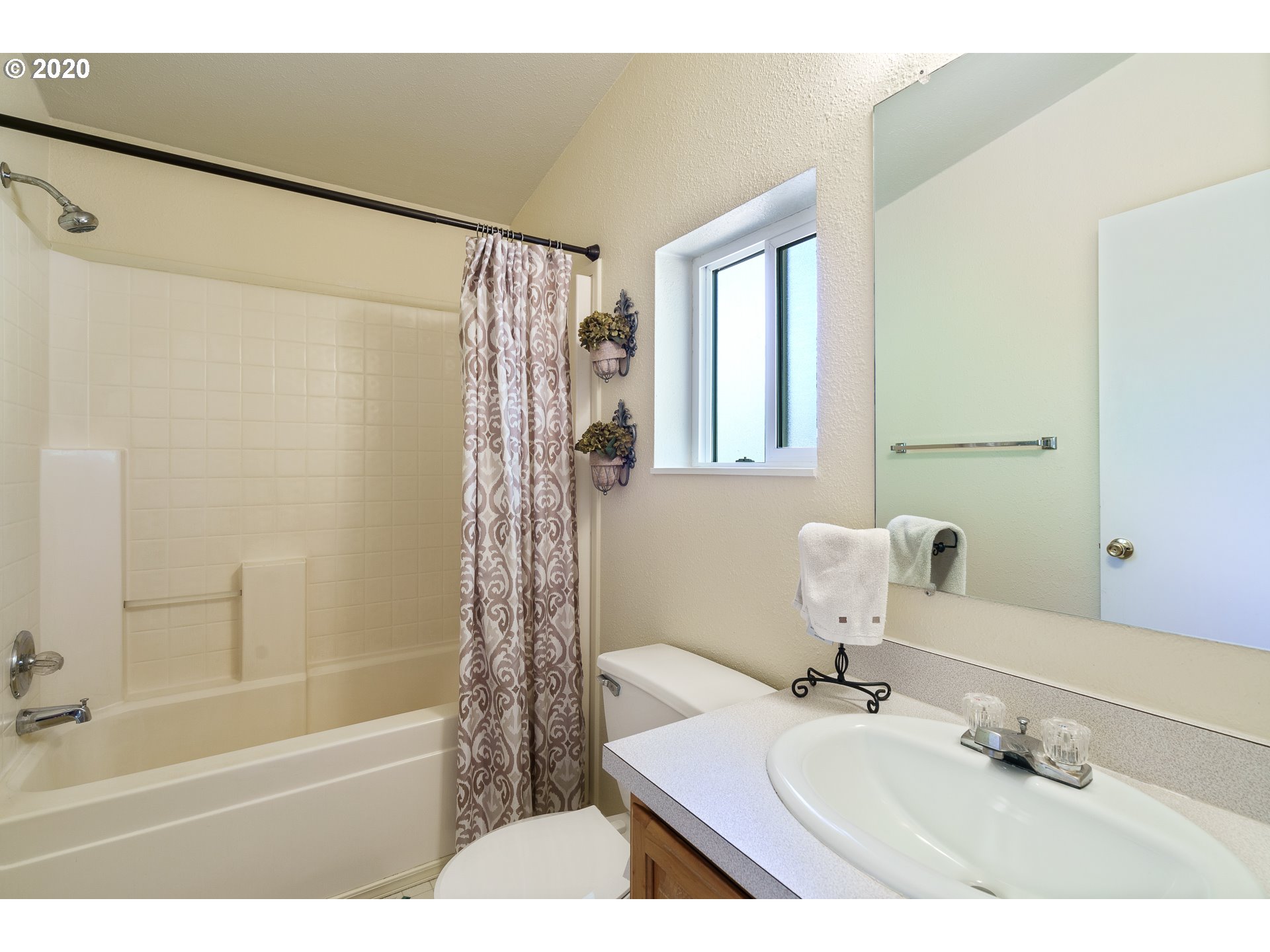 18177 Southwest Kramien Road Newberg, OR 97132 - Photo 12 of 29 Gallery Image 12