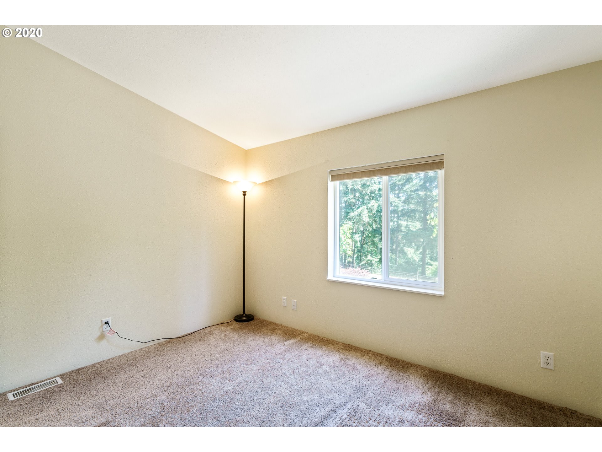 18177 Southwest Kramien Road Newberg, OR 97132 - Photo 14 of 29 Gallery Image 14