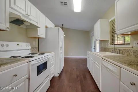 $175,000 | 106 Thompson Loop, Lafayette, LA 70506