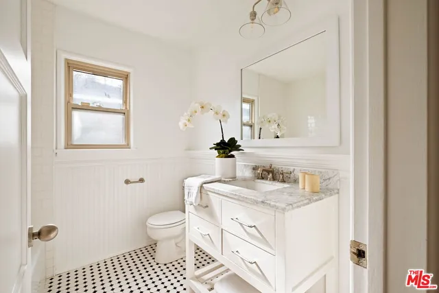 $2,100,000 | 1016 Indiana Court, Venice, CA 90291