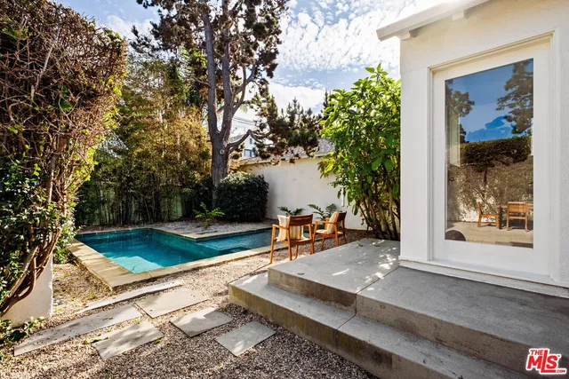 $2,100,000 | 1016 Indiana Court, Venice, CA 90291