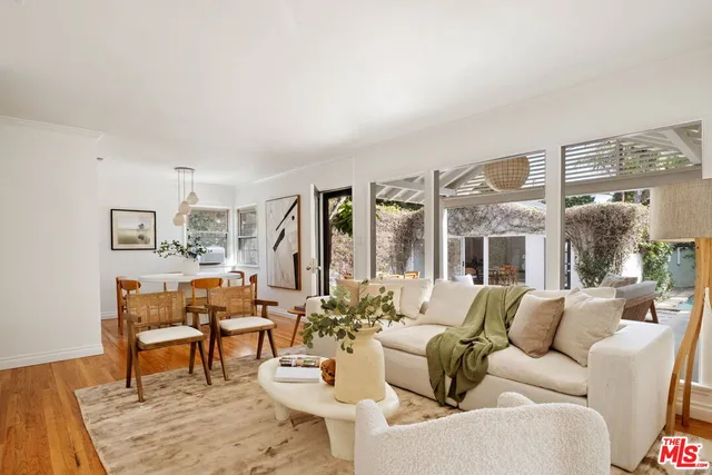 $2,100,000 | 1016 Indiana Court, Venice, CA 90291