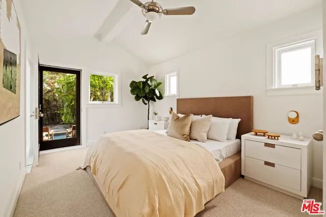 $2,100,000 | 1016 Indiana Court, Venice, CA 90291