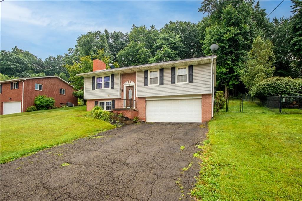 119 West McQuistion Road Butler, PA 16001 - Photo 2 of 18