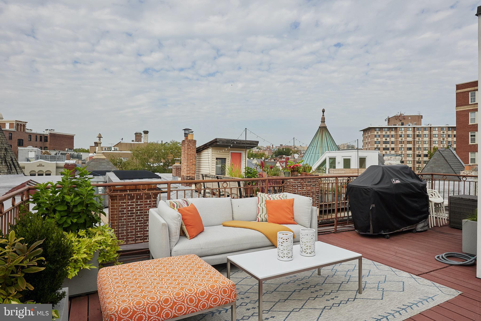 1632 S Street Northwest, Unit 31 Washington, DC 20009 - Photo 1 of 52