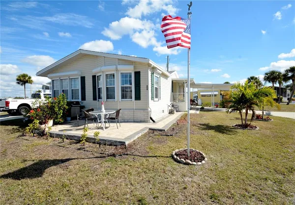 $400,000 | 809 South Waterway, Venice, FL 34285