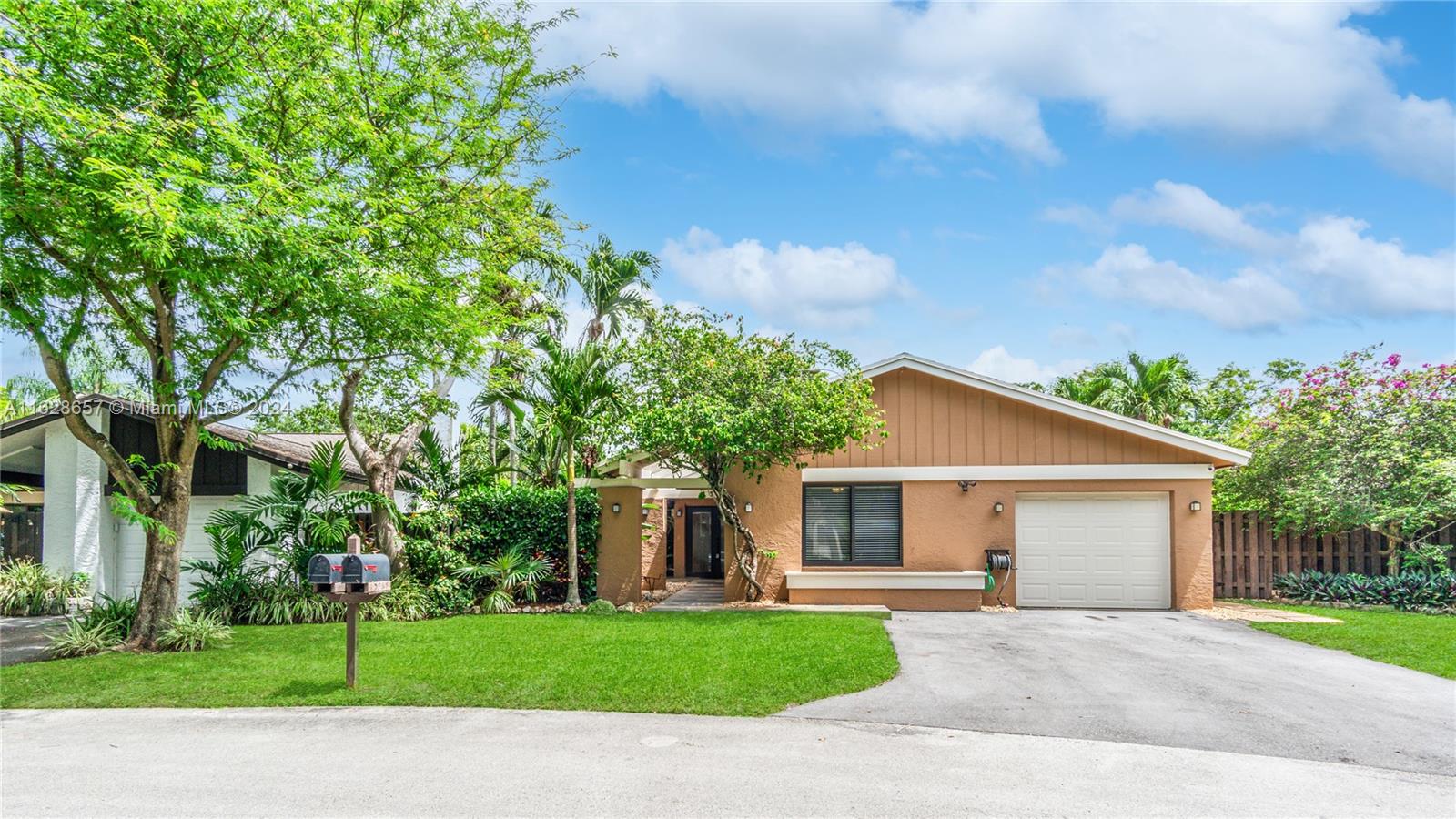 13565 Southwest 116th Terrace Miami, FL 33186 - Photo 1 of 30
