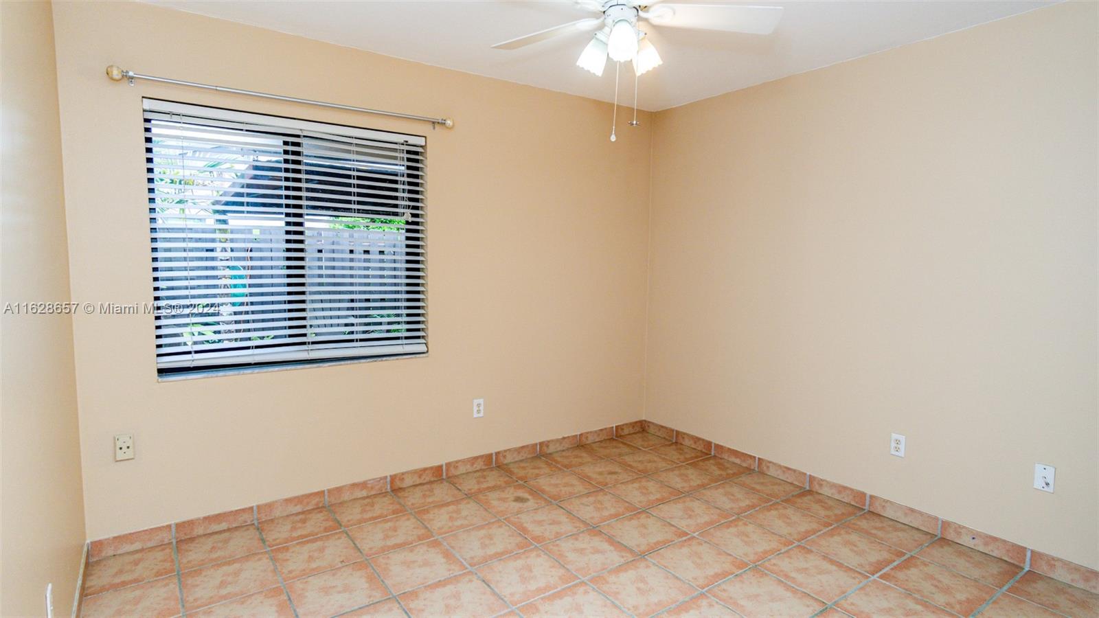 13565 Southwest 116th Terrace Miami, FL 33186 - Photo 17 of 30