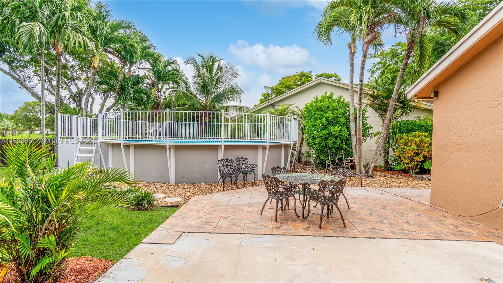 13565 Southwest 116th Terrace Miami, FL 33186 - Photo 18 of 30